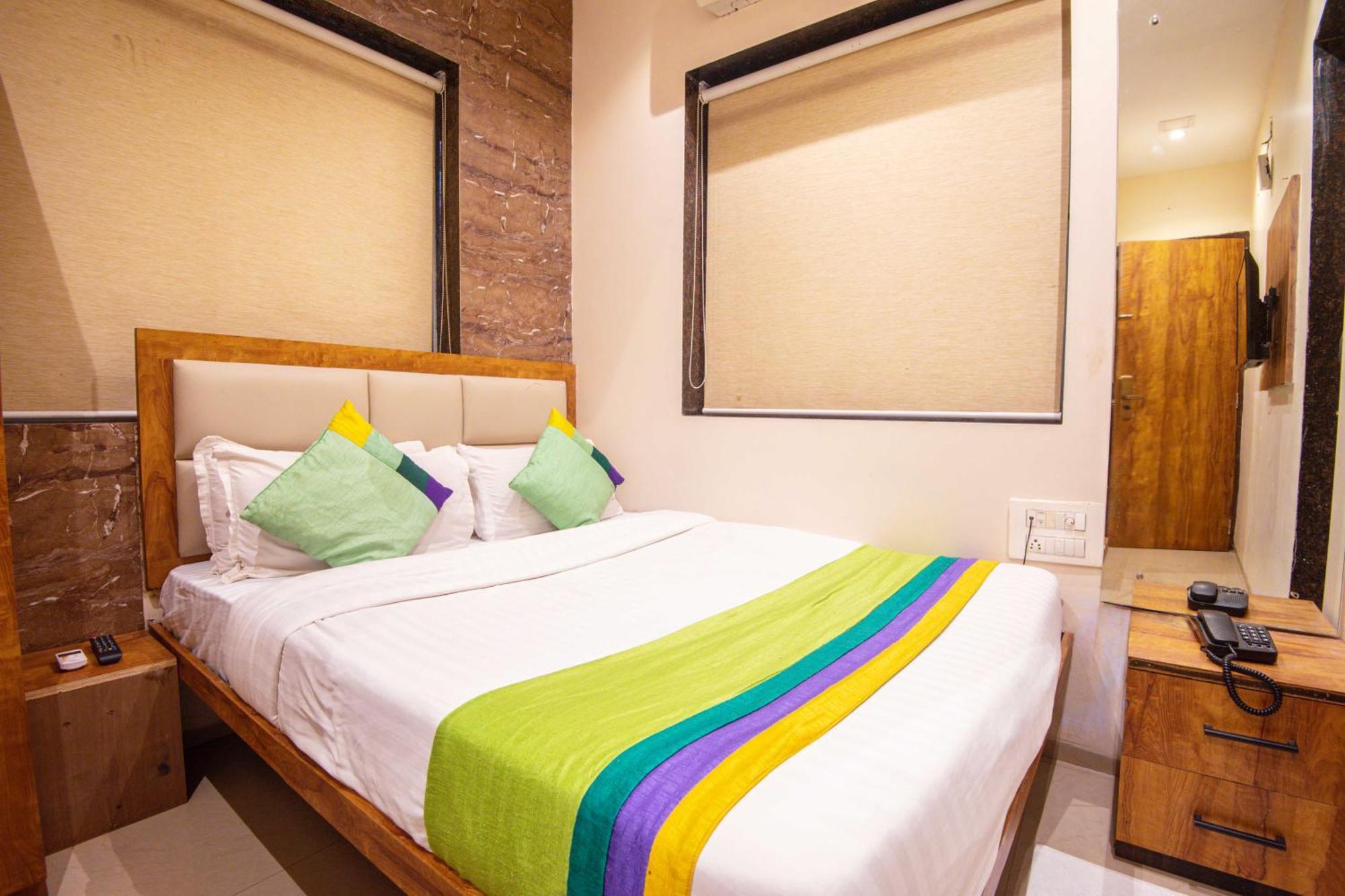 Skylink Hospitality Next To Amber Imperial Mumbai