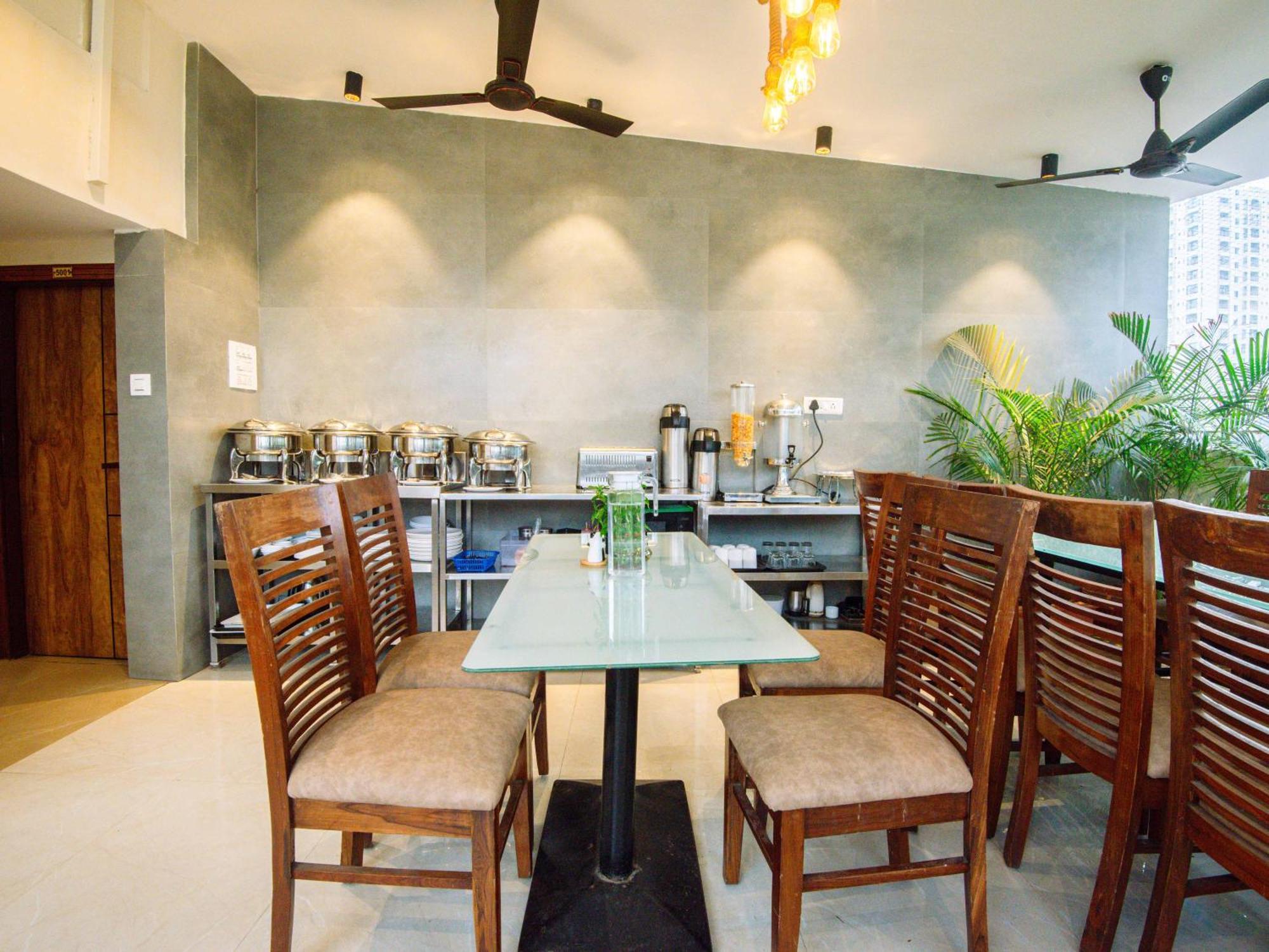 Skylink Hospitality Next To Amber Imperial 3* Mumbai