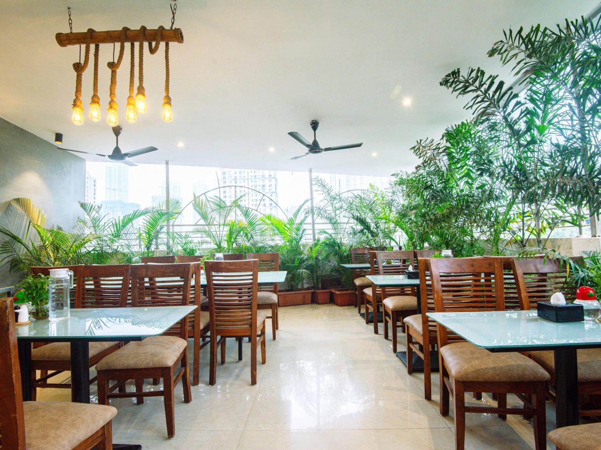 Skylink Hospitality Next To Amber Imperial Hotel