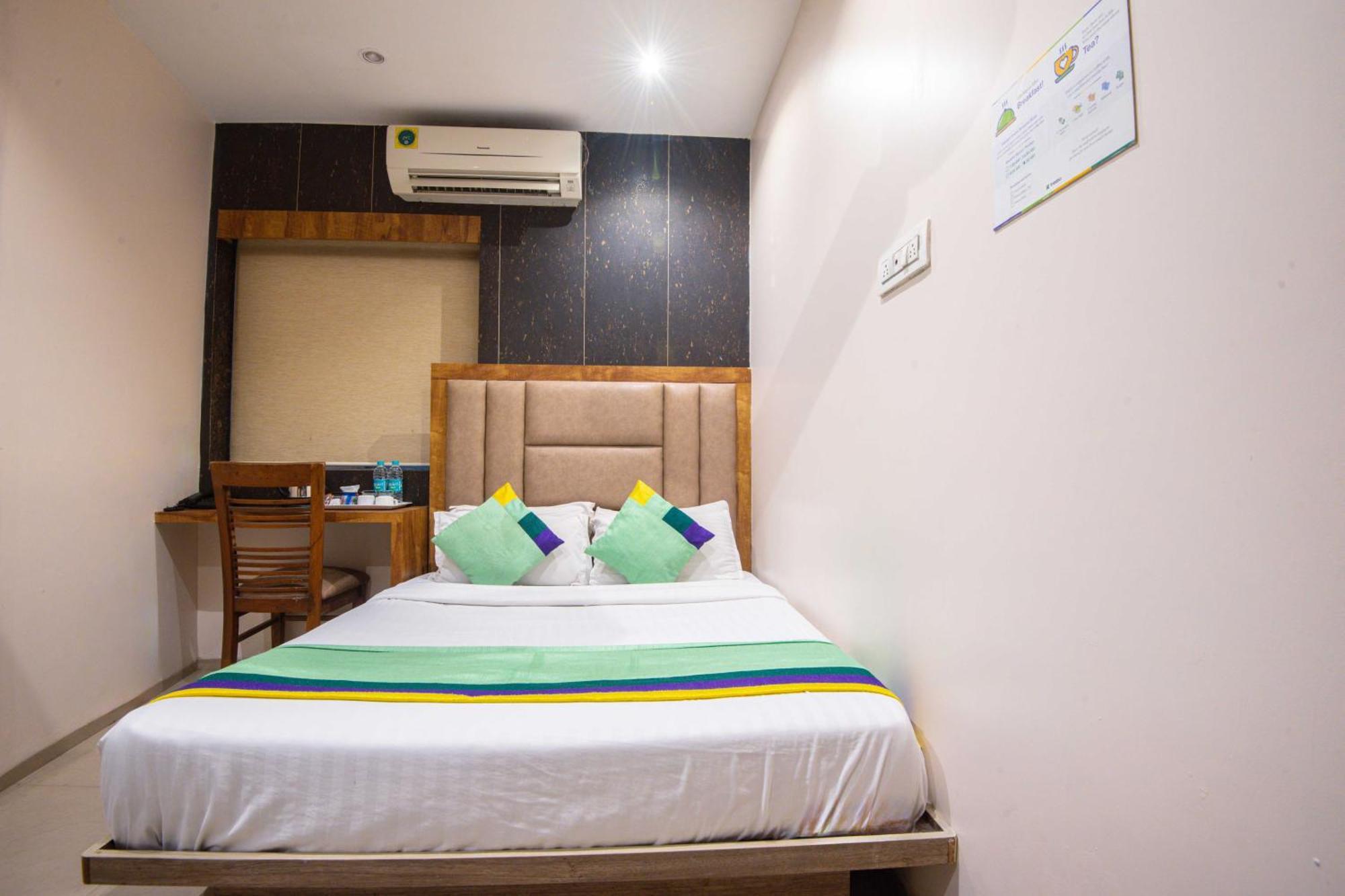 Skylink Hospitality Next To Amber Imperial