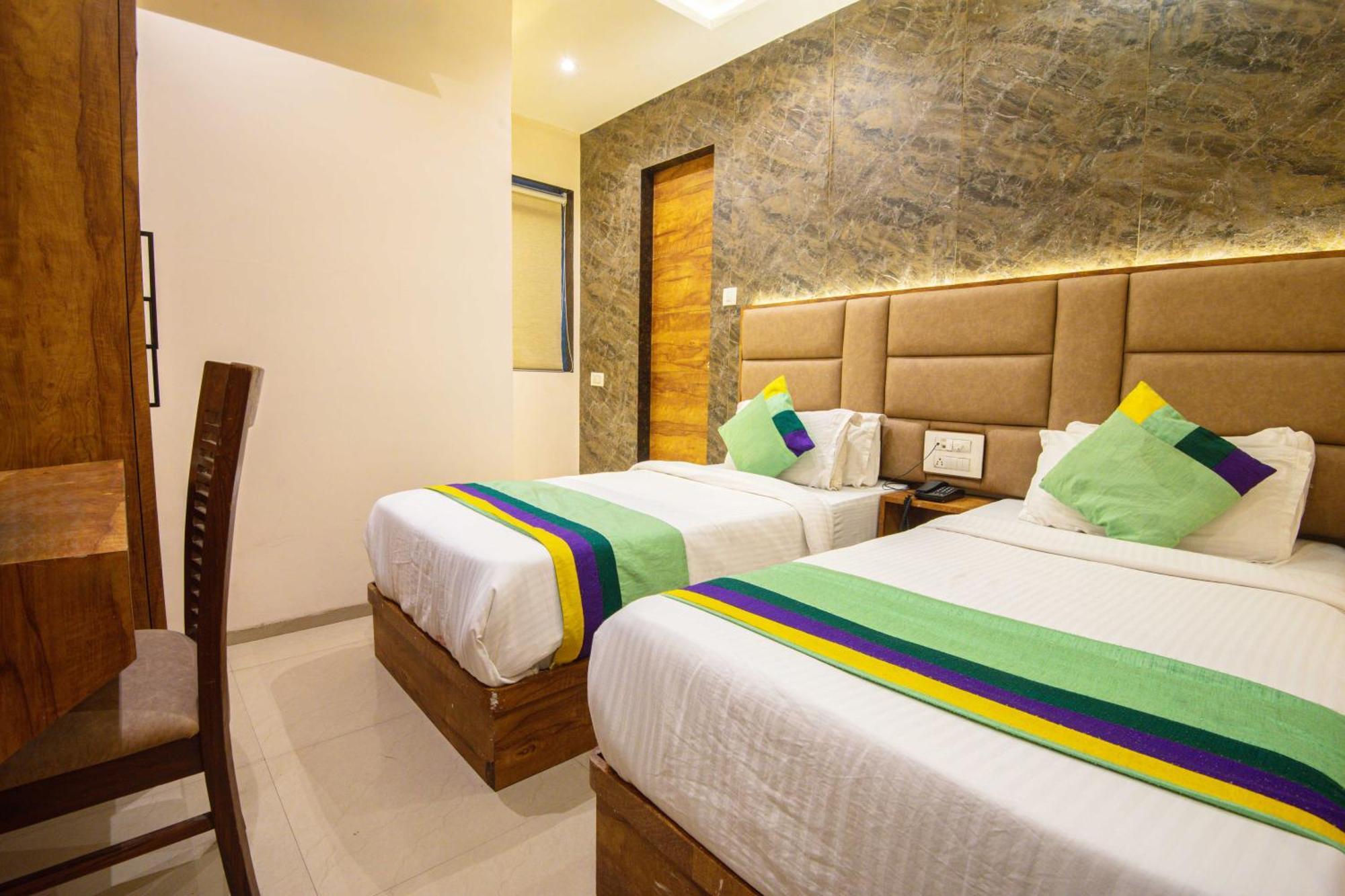 Hotel Skylink Hospitality Next To Amber Imperial 3*