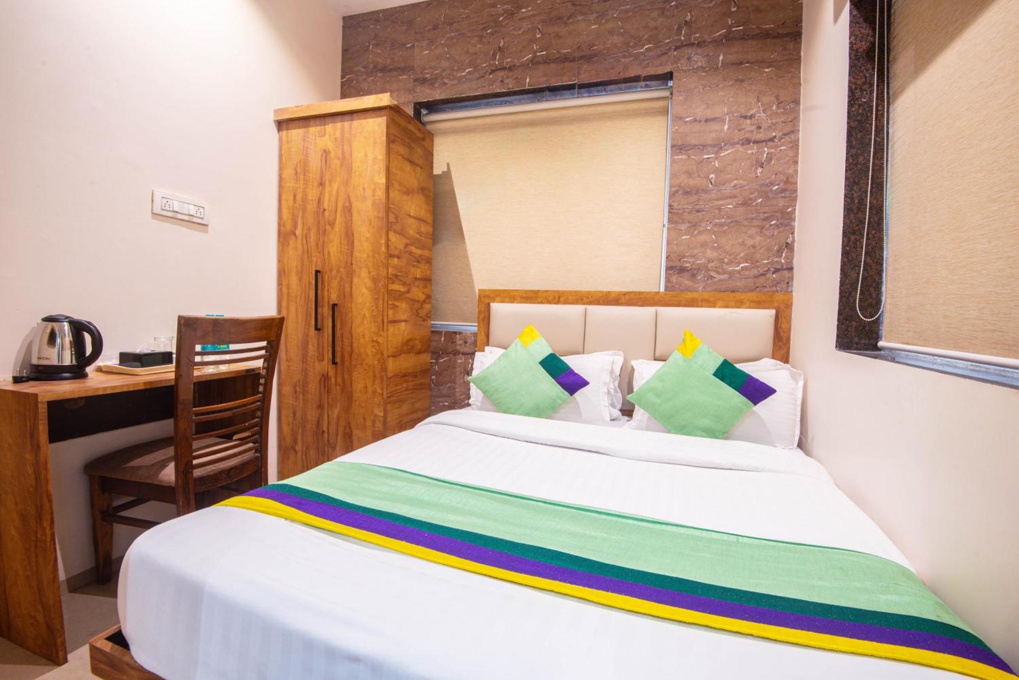 Skylink Hospitality Next To Amber Imperial Hotel