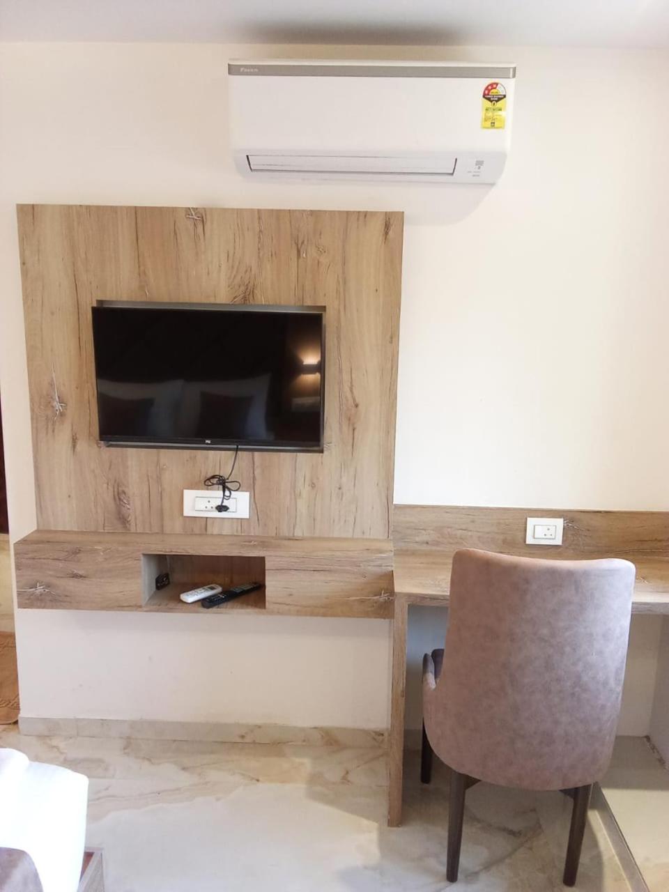 Mig Hotel