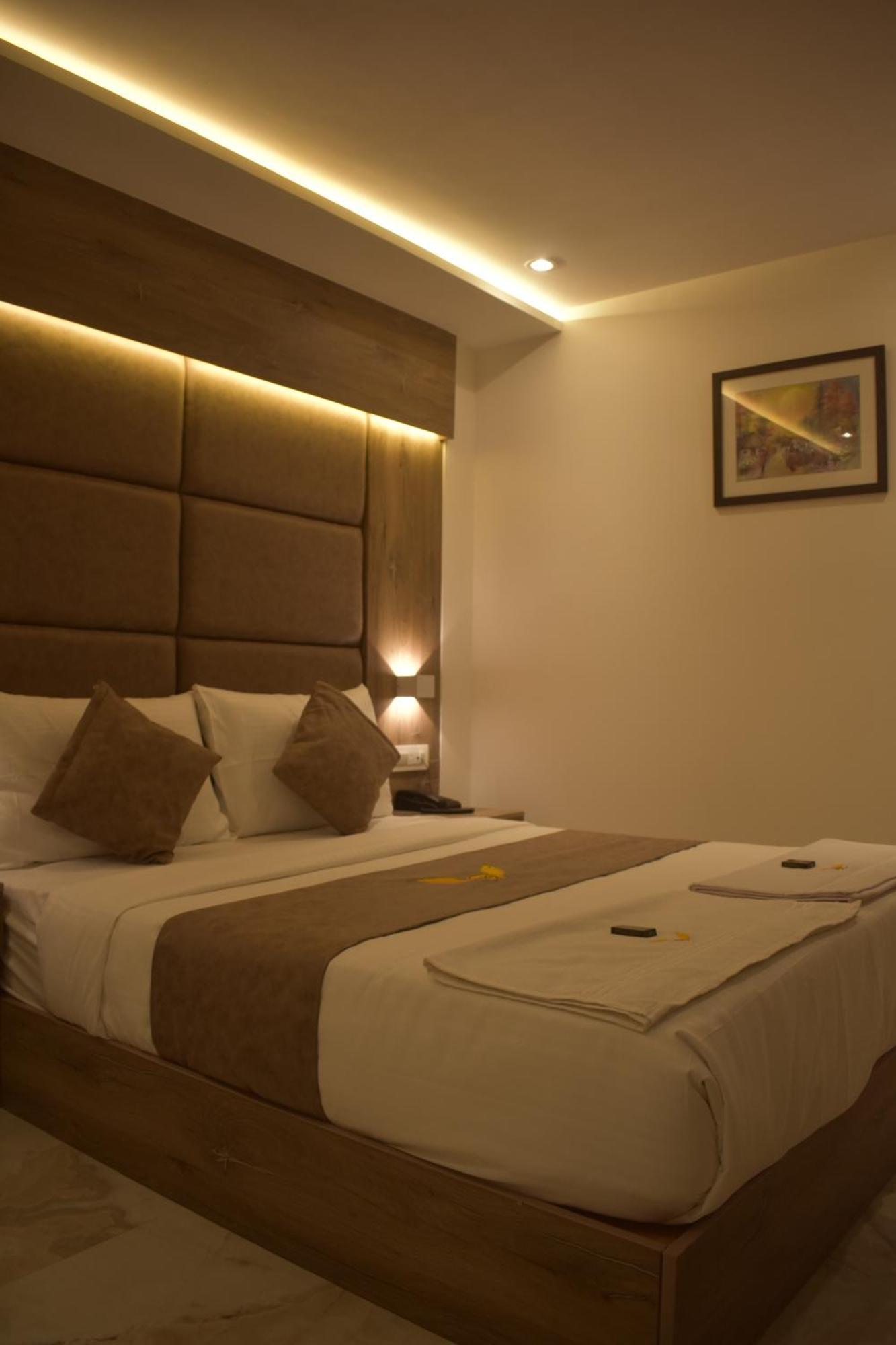 Hotel Mig Mumbai
