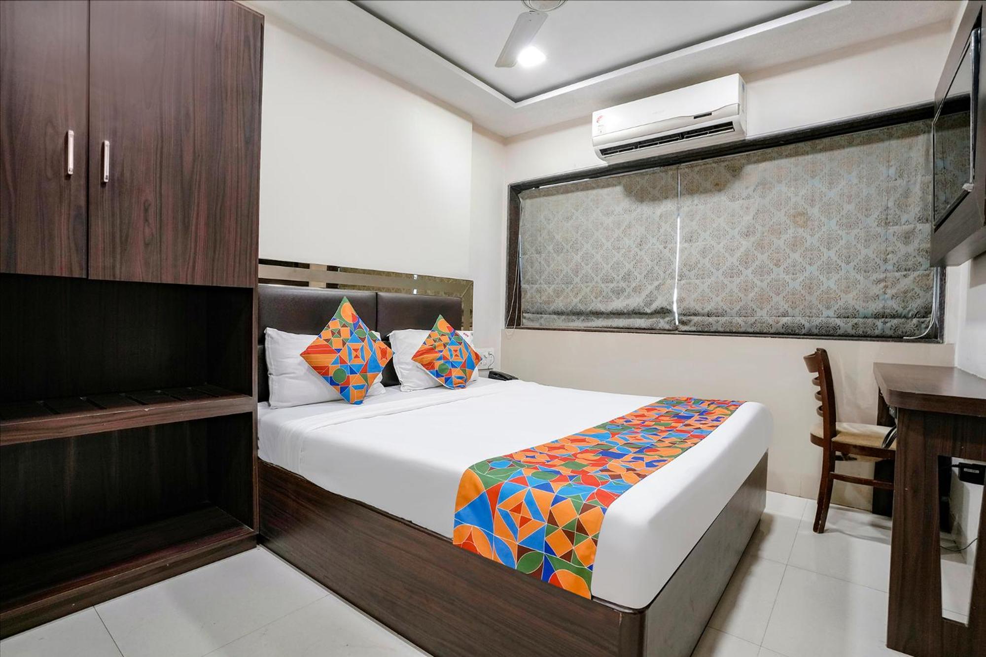 Kamran Residency-near Us Embassy Hotel 3*