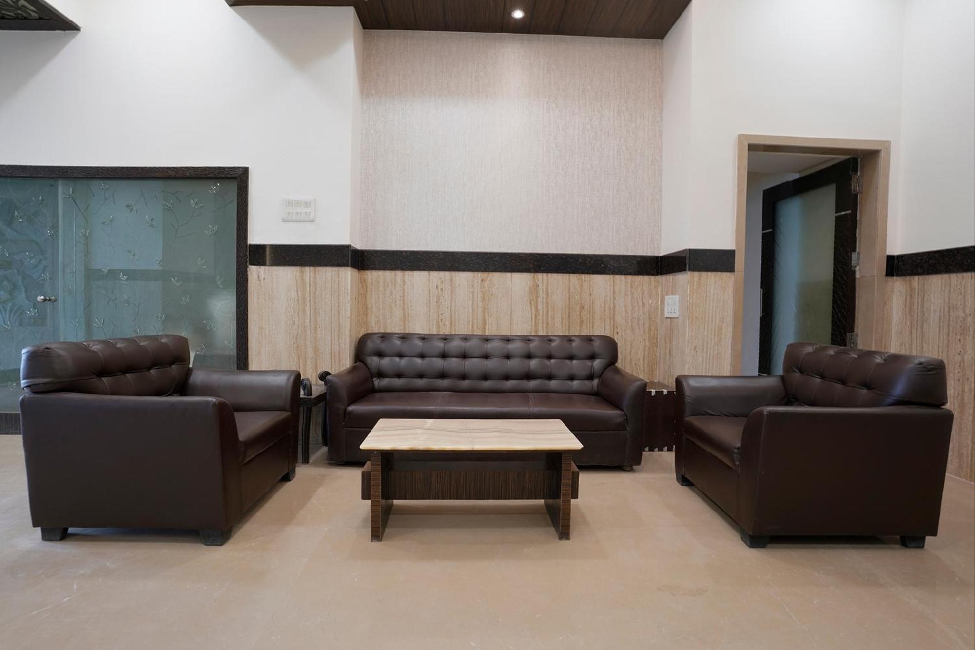 Hotel Kamran Residency-near Us Embassy Mumbai