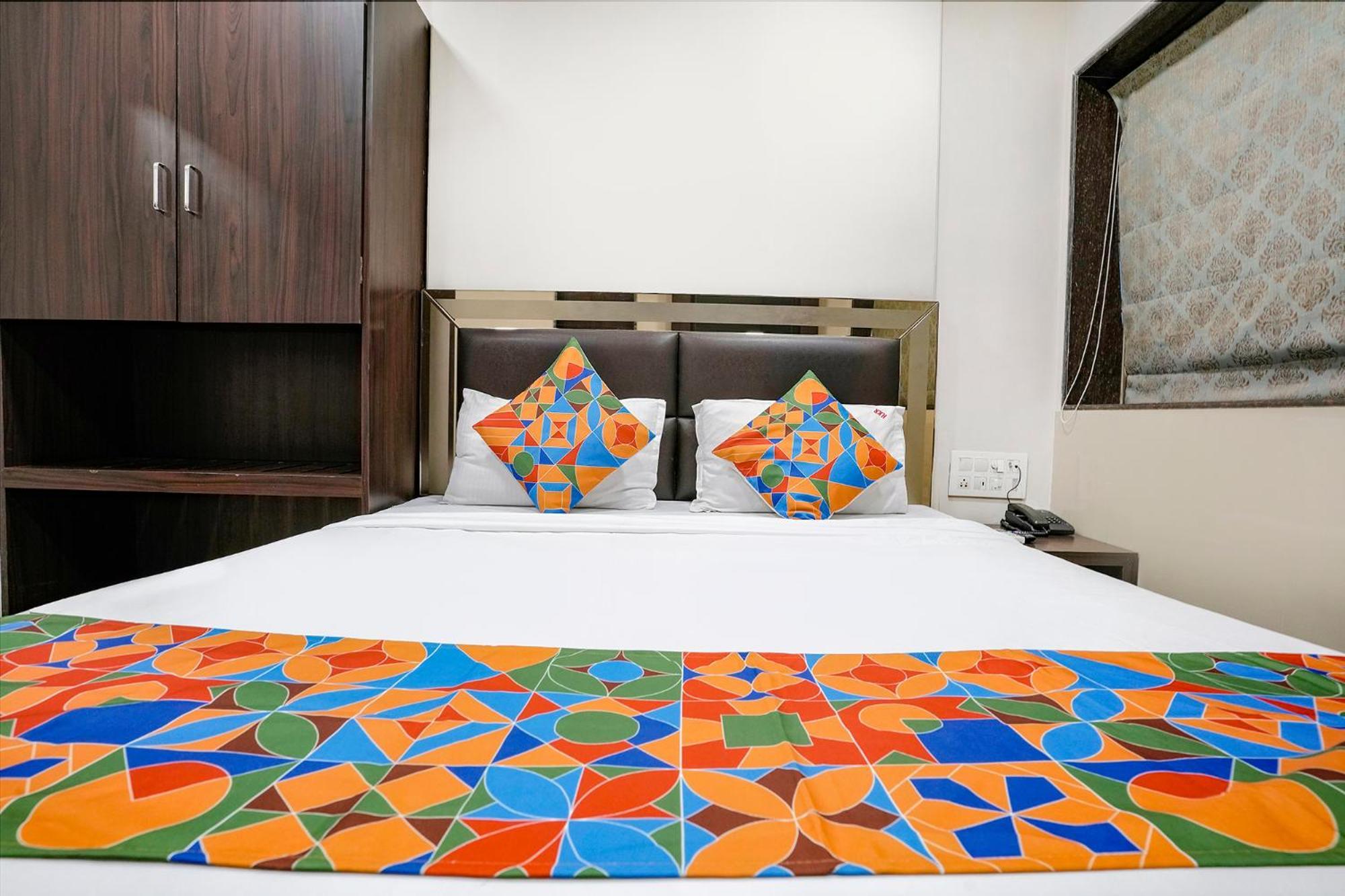 Hotel Kamran Residency-near Us Embassy 3*