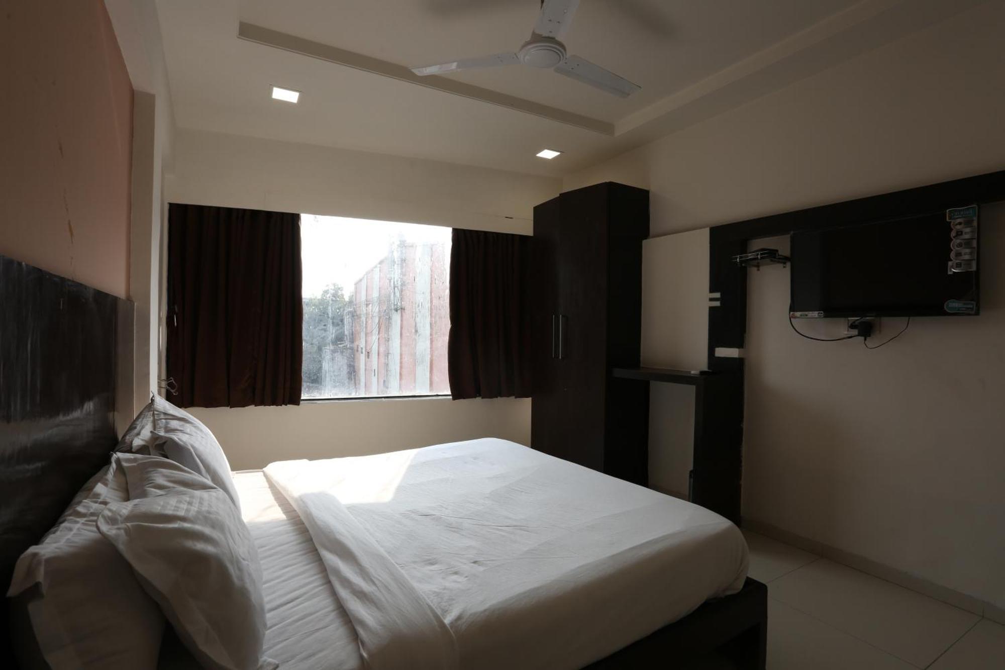 Kamran Residency-near Us Embassy Hotel Mumbai