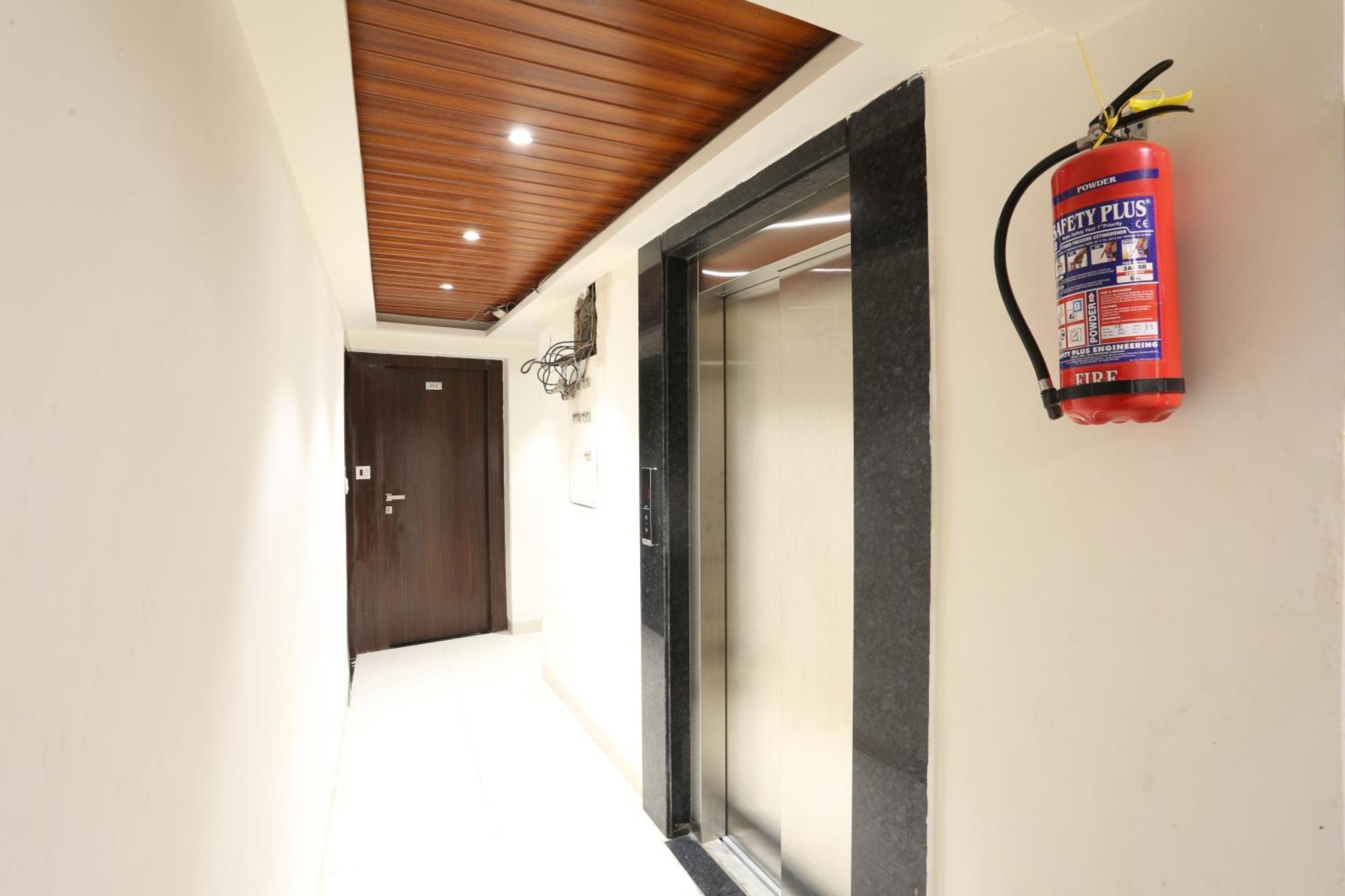 Kamran Residency-near Us Embassy Hotel Mumbai