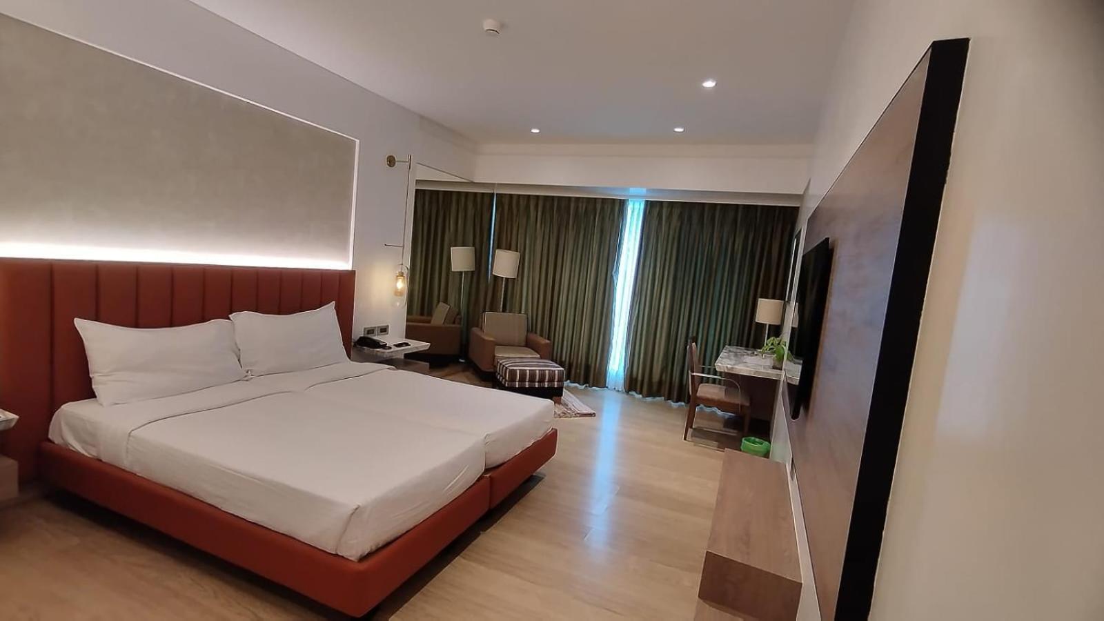 Mirage Hotel, International Airport Hotel Mumbai