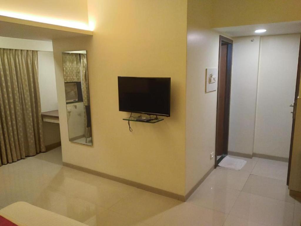 Dhanguru Mumbai