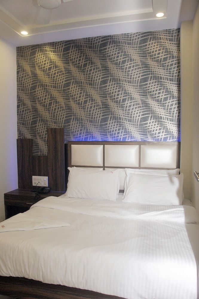 Sanjary Palace 3*