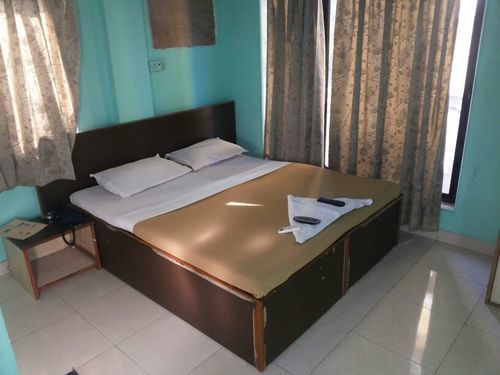 Oyo 44090 Classic Residency Hotel 3*
