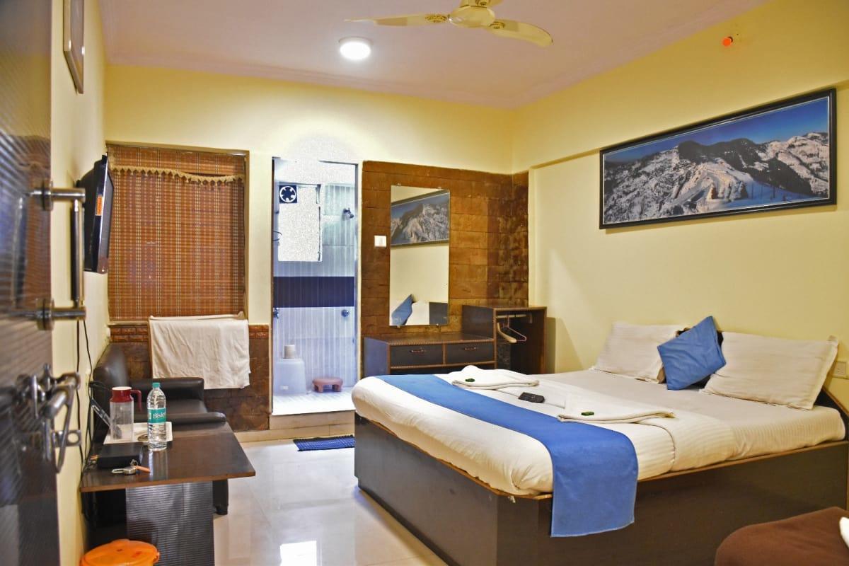 Hotel Maangta 111 @ Andheri East Mumbai
