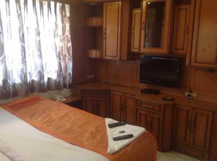 Hotel Maangta 111 @ Andheri East Mumbai