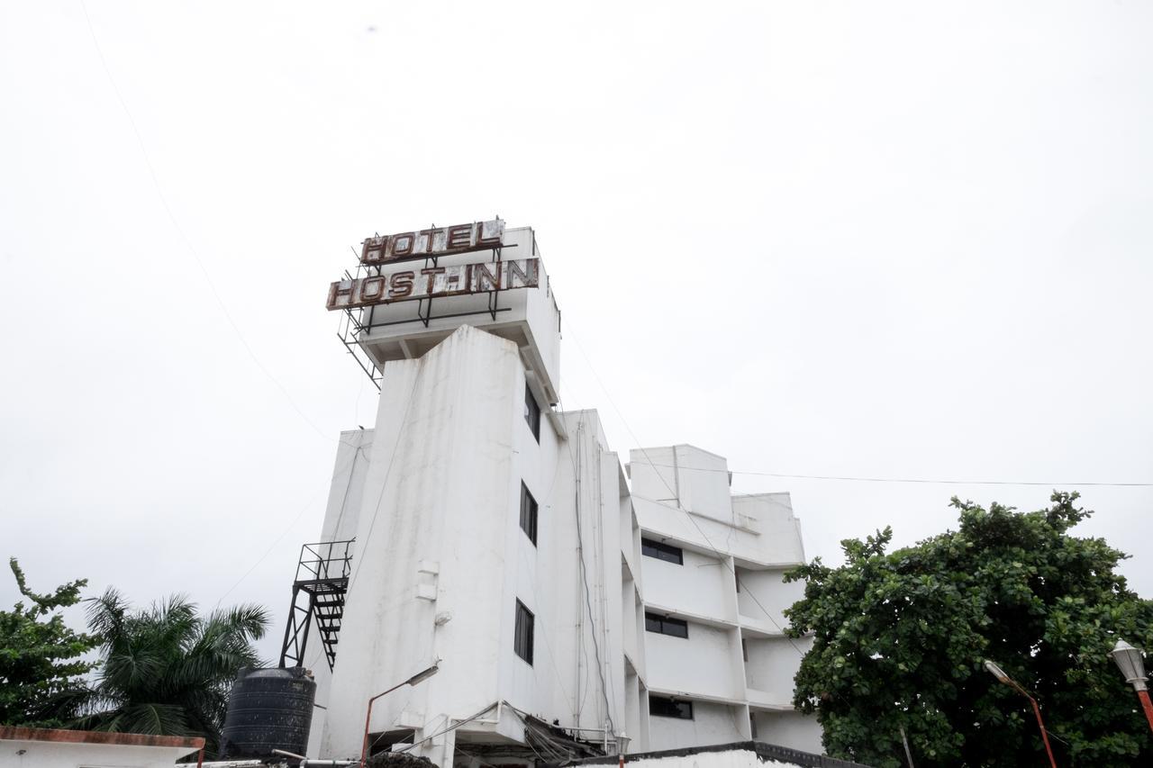 Hotel Oyo Flagship 561 Host 3*