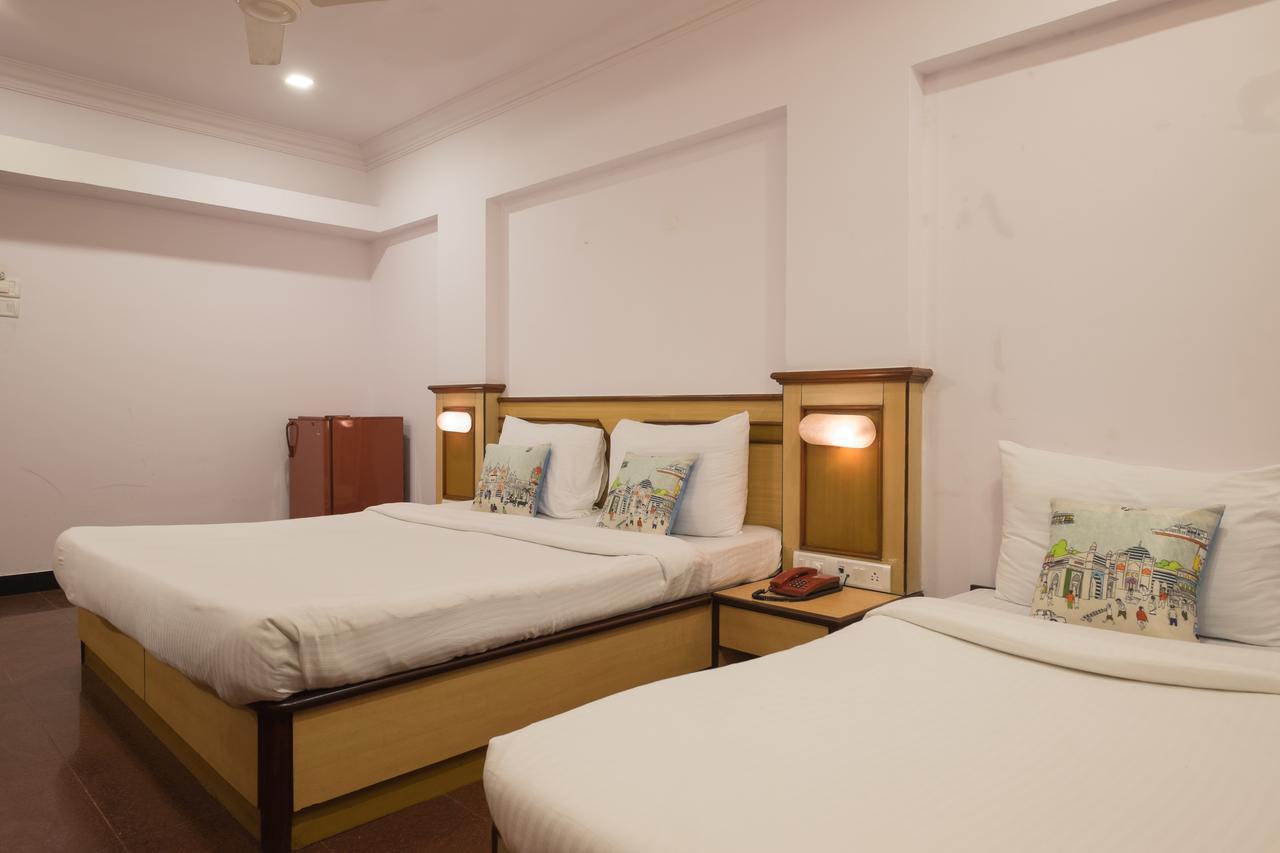 Hotel Oyo Flagship 561 Host 3*