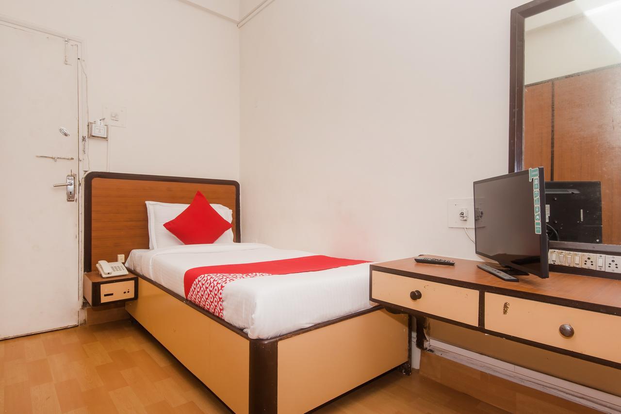 Oyo 935 Palkhee 3*