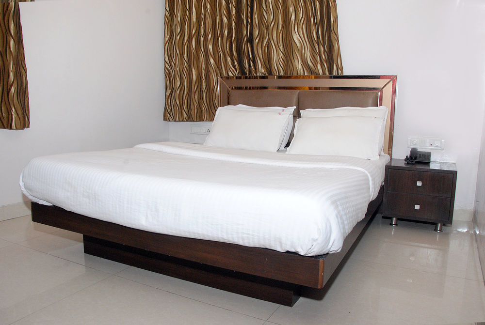 Hotel Kamran Residency-near Us Embassy 3*