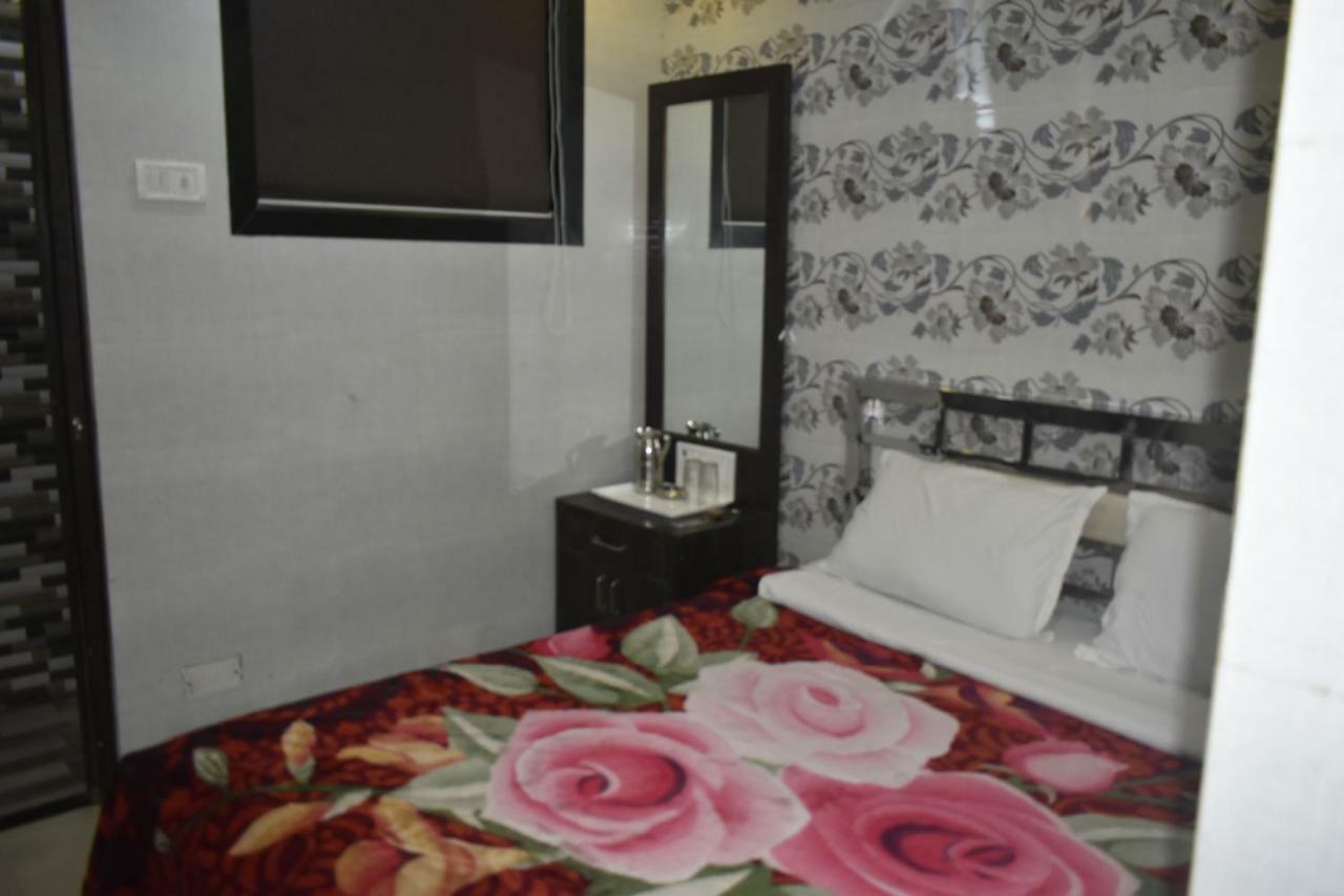 Hotel National Mumbai