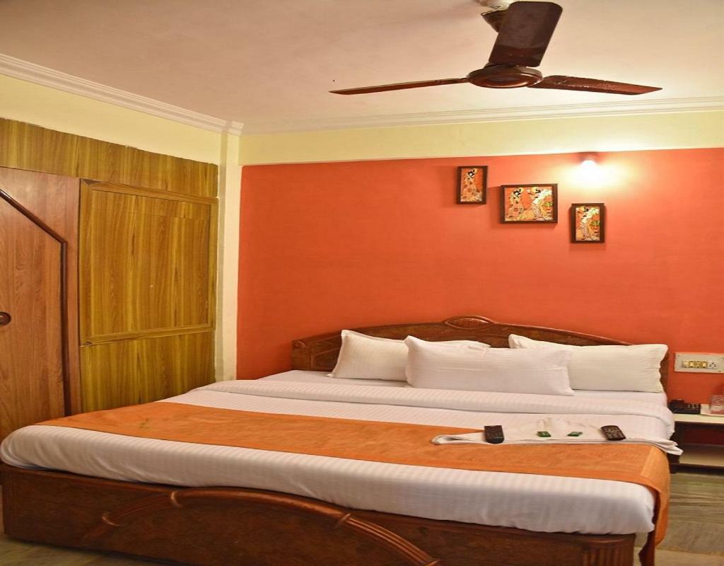 Maangta 111 @ Andheri East Hotel Mumbai