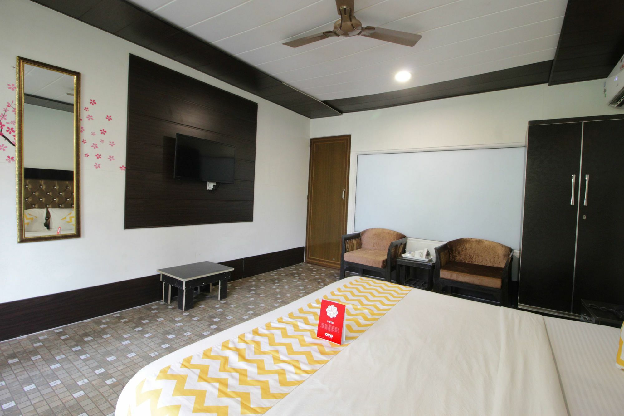 Hotel O Blue Ocean Near R Mall 3*