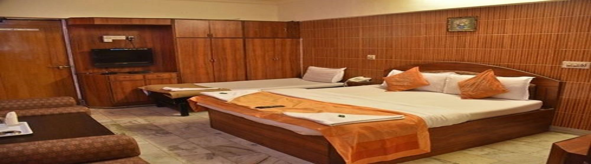 Hotel Maangta 111 @ Andheri East 3*