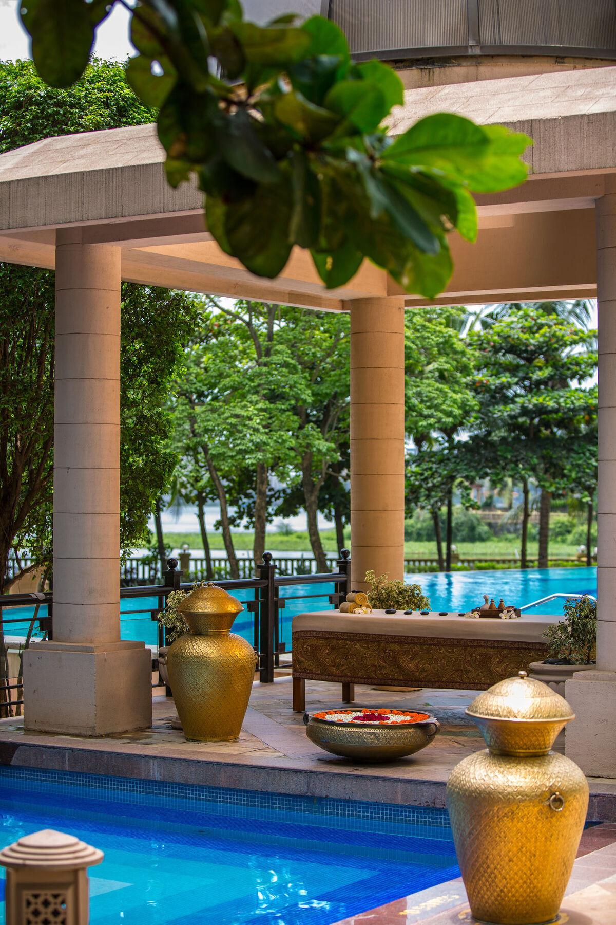 Hotel Marriott Executive - Lakeside Chalet, Mumbai