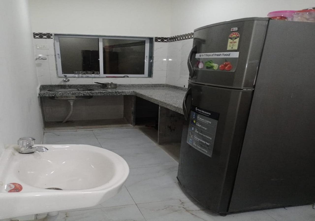 Kalina Male And Female Hostel Mumbai