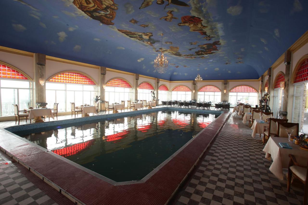 Imperial Grand Palace Hotel 5*