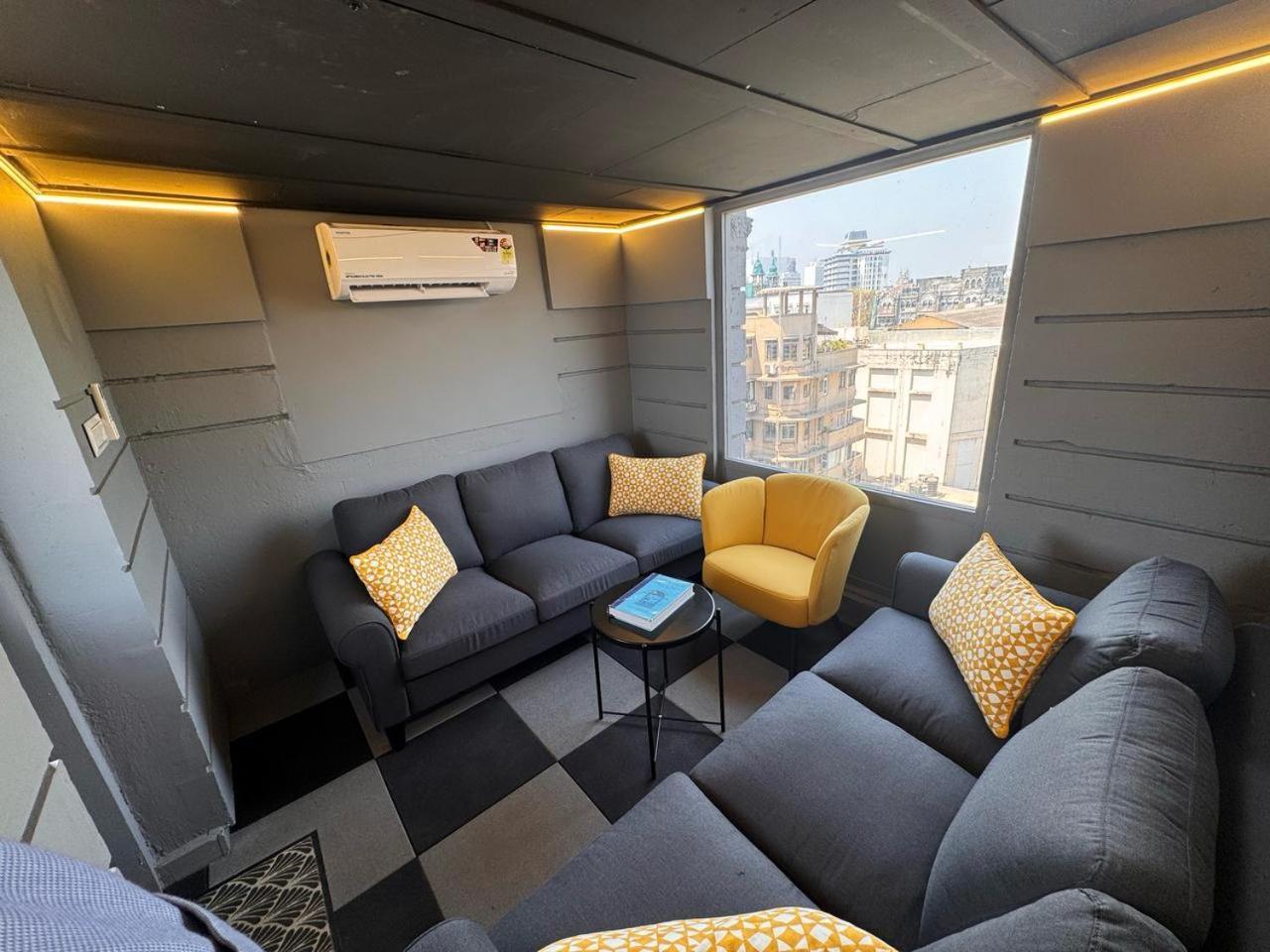 Suba Palace Near Gateway Of India Hotel 4*