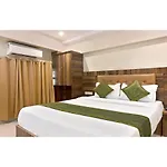 Hotel Rishi International