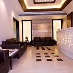 Oyo 1033 Hotel Better Home International