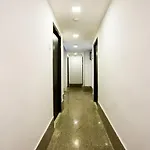 Oyo Flagship 77192 Hotel Shangrila Nehru Road