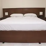 Hotel Adarsh Baug