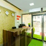 Oyo Flagship 19020 Kc Palace