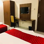 Hotel Bkc Grand- Near Trade Centre, Visa Consulate