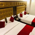 Hotel Bkc Grand- Near Trade Centre, Visa Consulate