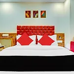Capital O 79228 Hotel Peninsula Suites