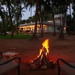Stayvista\'S Villa Bharat - Beachfront Serenity With A Spacious Lawn