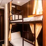Almas Dormitory Andheri West