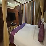 Hotel Metropolis
