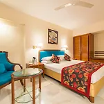 Hotel Parle International
