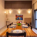 Grey Mosaics By Stayvista - Mountain-View Villa In Vasai With Pool, Spacious Lawn & Terrace