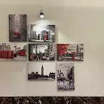 Hotel Bkc Crown - Near Trade Centre, Visa Consulate