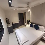 Hotel Heritage - Near Trade Center, Visa Consulate Bkc