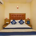 Aster Hotel Near Mumbai Airport