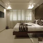 Hotel Ariana Residency