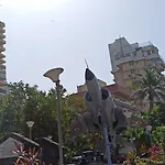 Cozy Private Ac Studio By The Sea Bandstand Bandra W Mumbai Nr Taj Lands End