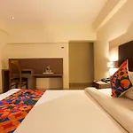Fabhotel West Inn - Nr Mumbai International Airport